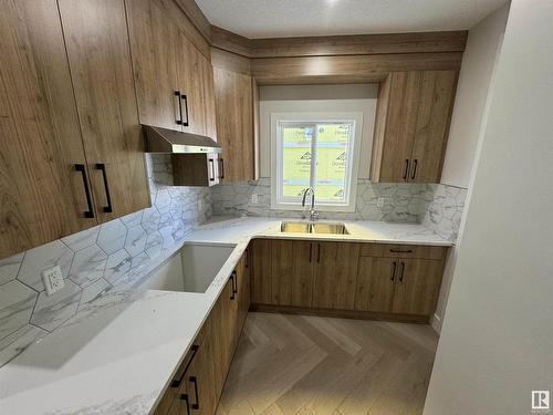 25 Baker Street, Ardrossan, AB - Indoor Photo Showing Kitchen