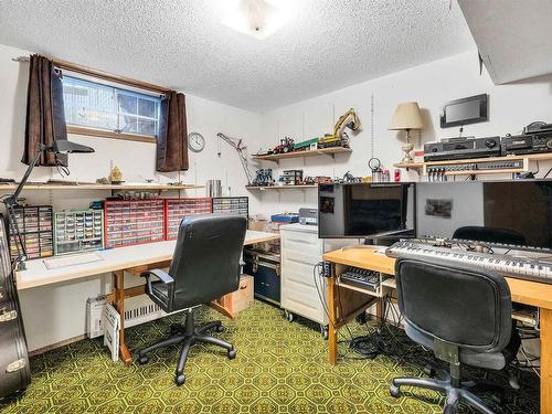 8704 128 Avenue, Edmonton, AB - Indoor Photo Showing Office