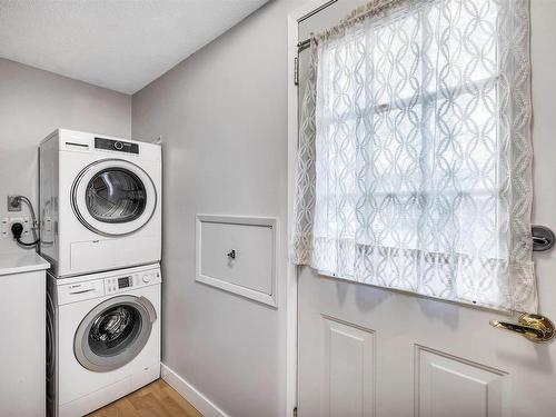 8704 128 Avenue, Edmonton, AB - Indoor Photo Showing Laundry Room