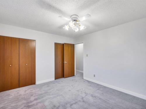 8704 128 Avenue, Edmonton, AB - Indoor