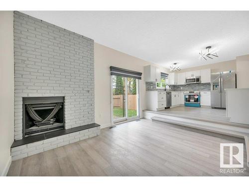 2919 130 Avenue, Edmonton, AB - Indoor With Fireplace