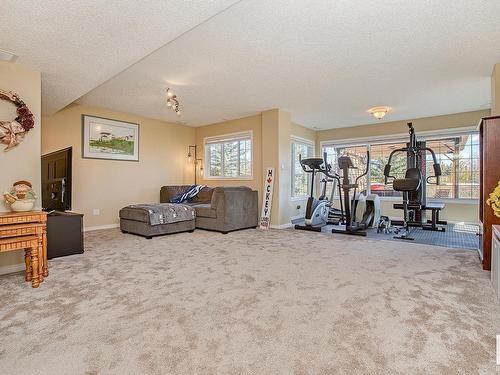 33 Nicolet Ct, St. Albert, AB 