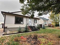 9615 69 AV NW  Edmonton, AB T6E 0S5