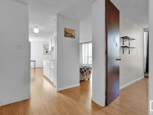 502 10883 Saskatchewan Drive, Edmonton, AB - Indoor Photo Showing Other Room