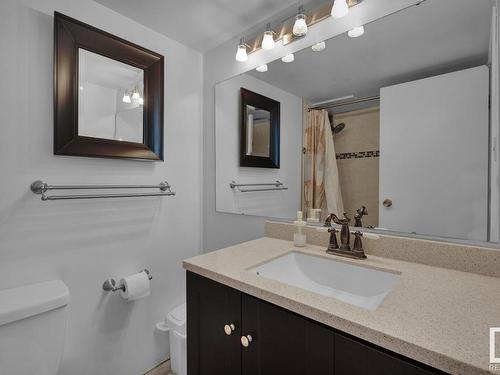 502 10883 Saskatchewan Drive, Edmonton, AB - Indoor Photo Showing Bathroom