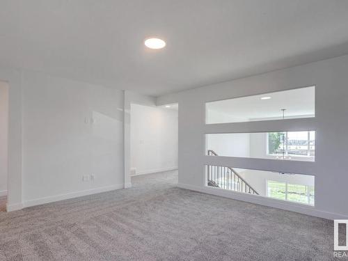 1552 Howes Place, Edmonton, AB - Indoor Photo Showing Other Room