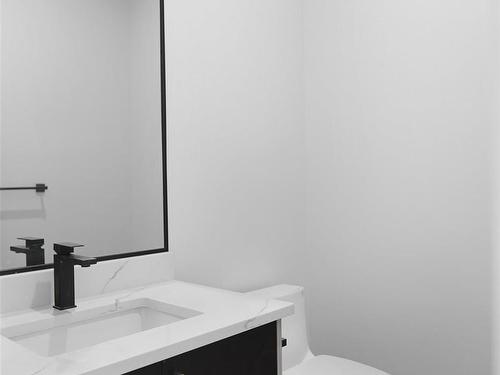 38 Tilia Place, Spruce Grove, AB - Indoor Photo Showing Bathroom