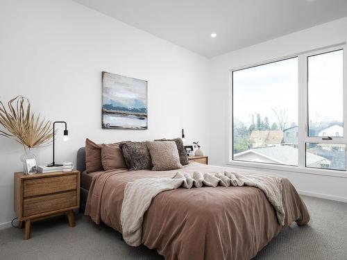 9252 76 Street, Edmonton, AB - Indoor Photo Showing Bedroom