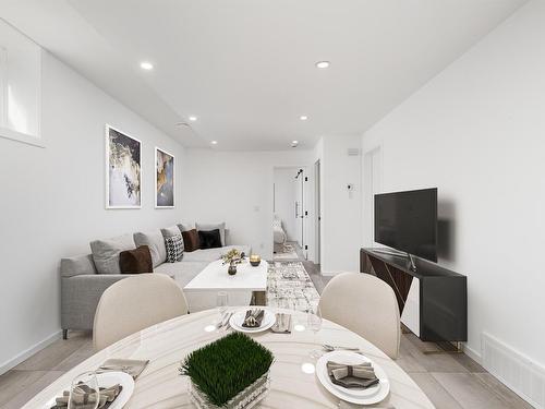 9252 76 Street, Edmonton, AB - Indoor Photo Showing Dining Room