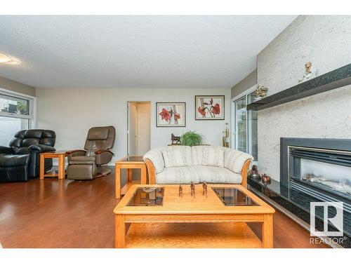 10508 102 Av, Fort Saskatchewan, AB 