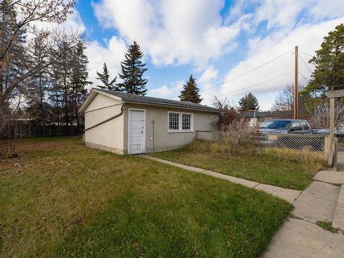 4928 49 St, Lamont, AB 