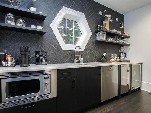 438 Estate Drive, Sherwood Park, AB - Indoor Photo Showing Kitchen