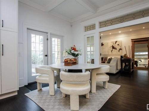 438 Estate Drive, Sherwood Park, AB - Indoor Photo Showing Dining Room