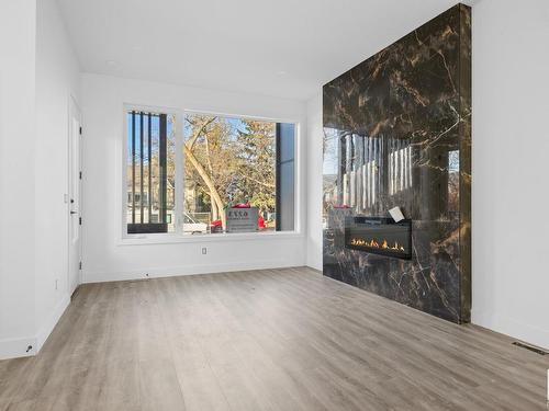 6273 112A Street, Edmonton, AB - Indoor With Fireplace