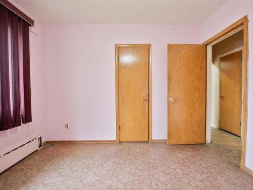 12106 81 Street, Edmonton, AB - Indoor Photo Showing Other Room