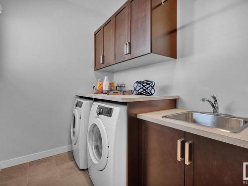 7731 Getty Wynd, Edmonton, AB - Indoor Photo Showing Laundry Room