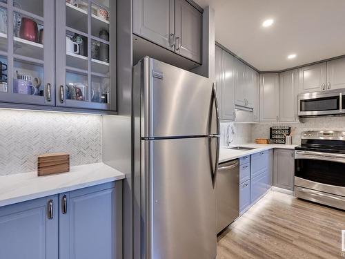 1206 10145 109 Street, Edmonton, AB - Indoor Photo Showing Kitchen With Stainless Steel Kitchen