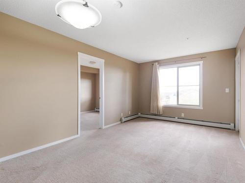 309 3207 James Mowatt Trail, Edmonton, AB - Indoor Photo Showing Other Room