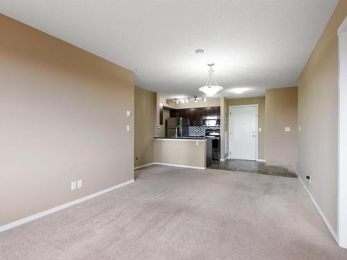 309 3207 James Mowatt Trail, Edmonton, AB - Indoor Photo Showing Other Room