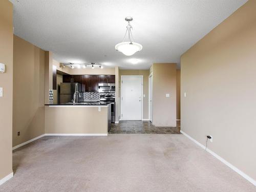 309 3207 James Mowatt Trail, Edmonton, AB - Indoor Photo Showing Other Room