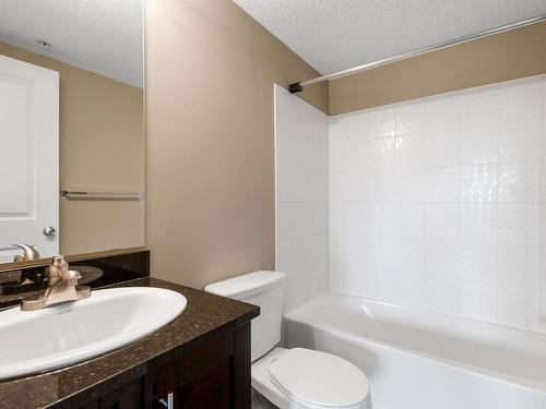 309 3207 James Mowatt Trail, Edmonton, AB - Indoor Photo Showing Bathroom