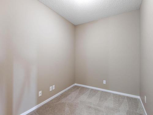 309 3207 James Mowatt Trail, Edmonton, AB - Indoor Photo Showing Other Room