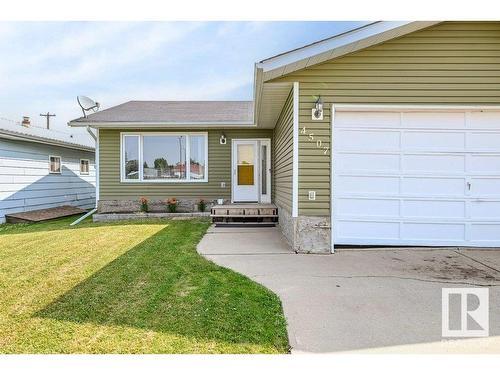 4507 51 Street, Millet, AB - Outdoor