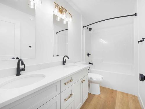 39 Darby Crescent, Spruce Grove, AB - Indoor Photo Showing Bathroom