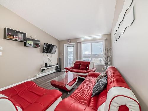 403 5340 199 Street, Edmonton, AB - Indoor Photo Showing Living Room