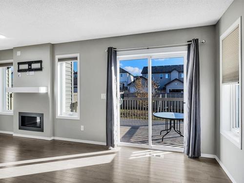 5325 15 Avenue, Edmonton, AB - Indoor With Fireplace