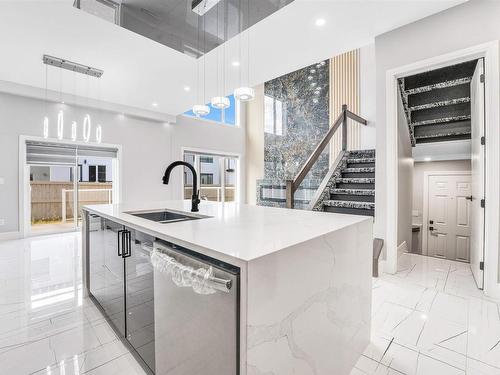 1740 18 Street, Edmonton, AB - Indoor Photo Showing Kitchen With Upgraded Kitchen