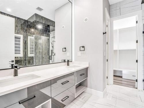 1740 18 Street, Edmonton, AB - Indoor Photo Showing Bathroom