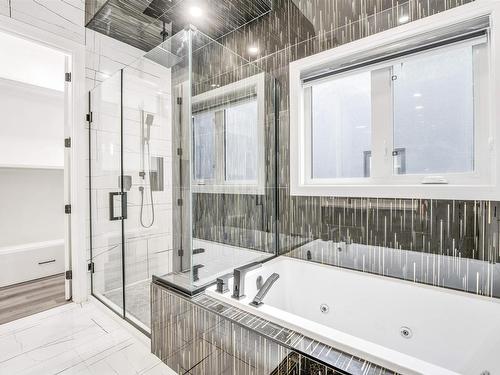 1740 18 Street, Edmonton, AB - Indoor Photo Showing Bathroom