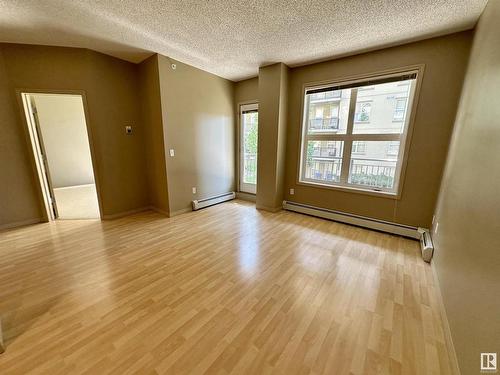 1-212 4245 139 Avenue, Edmonton, AB - Indoor Photo Showing Other Room