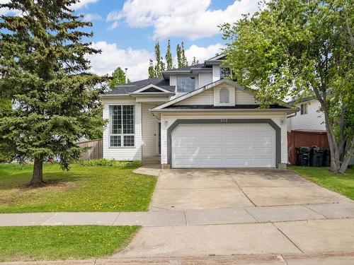 212 Lakeland Dr, Spruce Grove, AB 