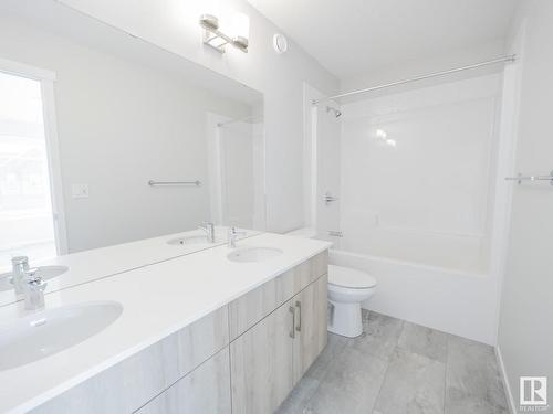 7178 177A Avenue, Edmonton, AB - Indoor Photo Showing Bathroom