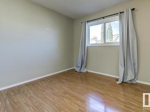 4208 104 Avenue, Edmonton, AB - Indoor Photo Showing Other Room