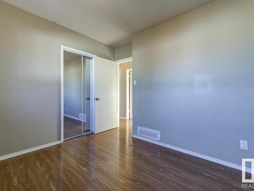 4208 104 Avenue, Edmonton, AB - Indoor Photo Showing Other Room