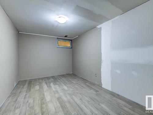 4208 104 Avenue, Edmonton, AB - Indoor Photo Showing Other Room