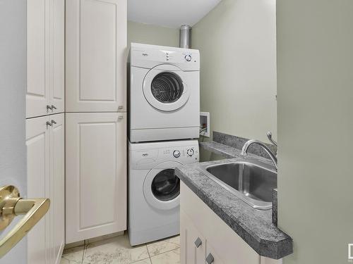 7C 10050 118 Street, Edmonton, AB - Indoor Photo Showing Laundry Room