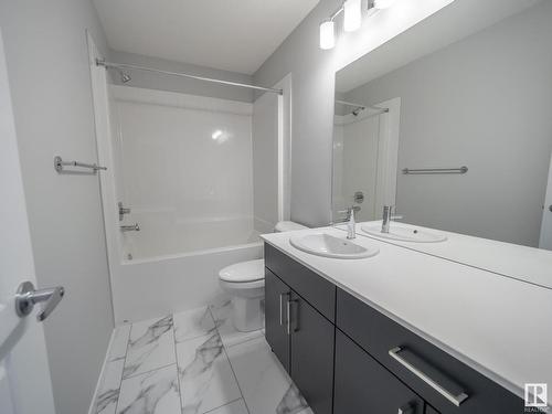 9339 227 Street, Edmonton, AB - Indoor Photo Showing Bathroom