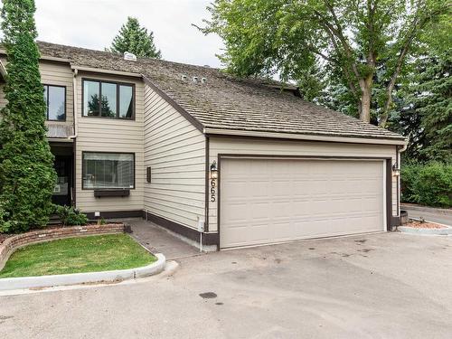 665 Woodbridge Wy, Sherwood Park, AB 