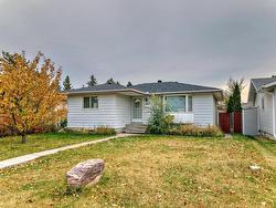 8615 42A AV NW  Edmonton, AB T6K 1E6