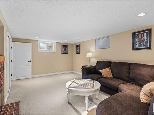 13415 103 Avenue, Edmonton, AB - Indoor