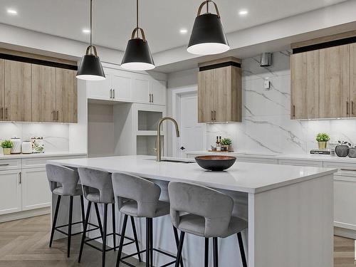 37 Edgefield Way, St. Albert, AB - Indoor Photo Showing Kitchen With Upgraded Kitchen