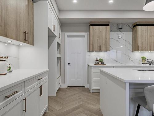 37 Edgefield Way, St. Albert, AB - Indoor Photo Showing Kitchen With Upgraded Kitchen