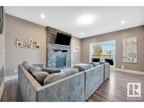 108 Ellison Co, Fort Saskatchewan, AB 