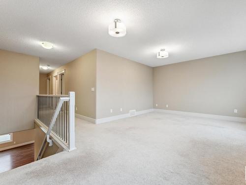 3915 Agar Court, Edmonton, AB - Indoor