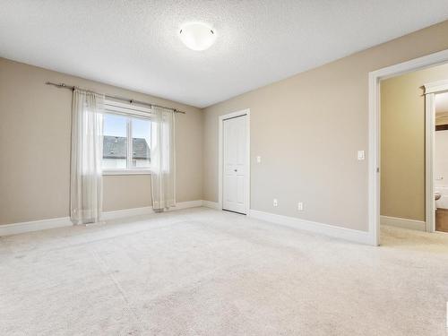 3915 Agar Court, Edmonton, AB - Indoor Photo Showing Other Room