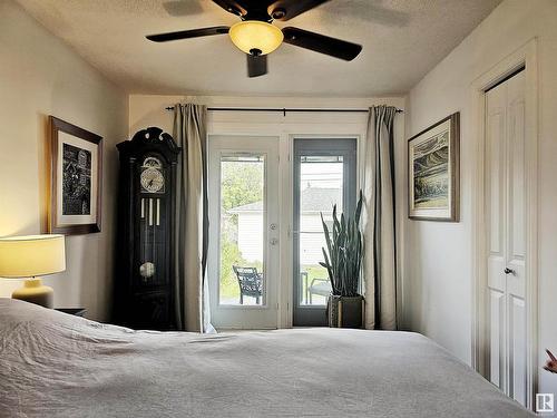 9535 148 Street, Edmonton, AB - Indoor Photo Showing Bedroom